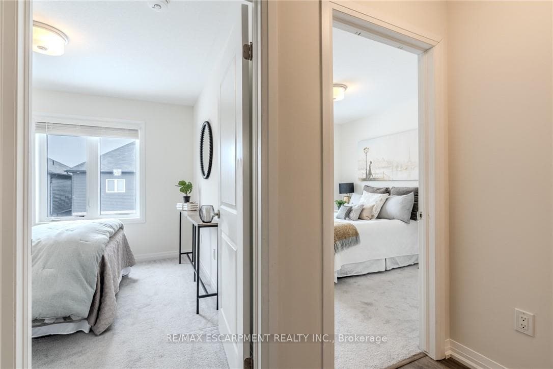 21 BOWERY Road photo 35