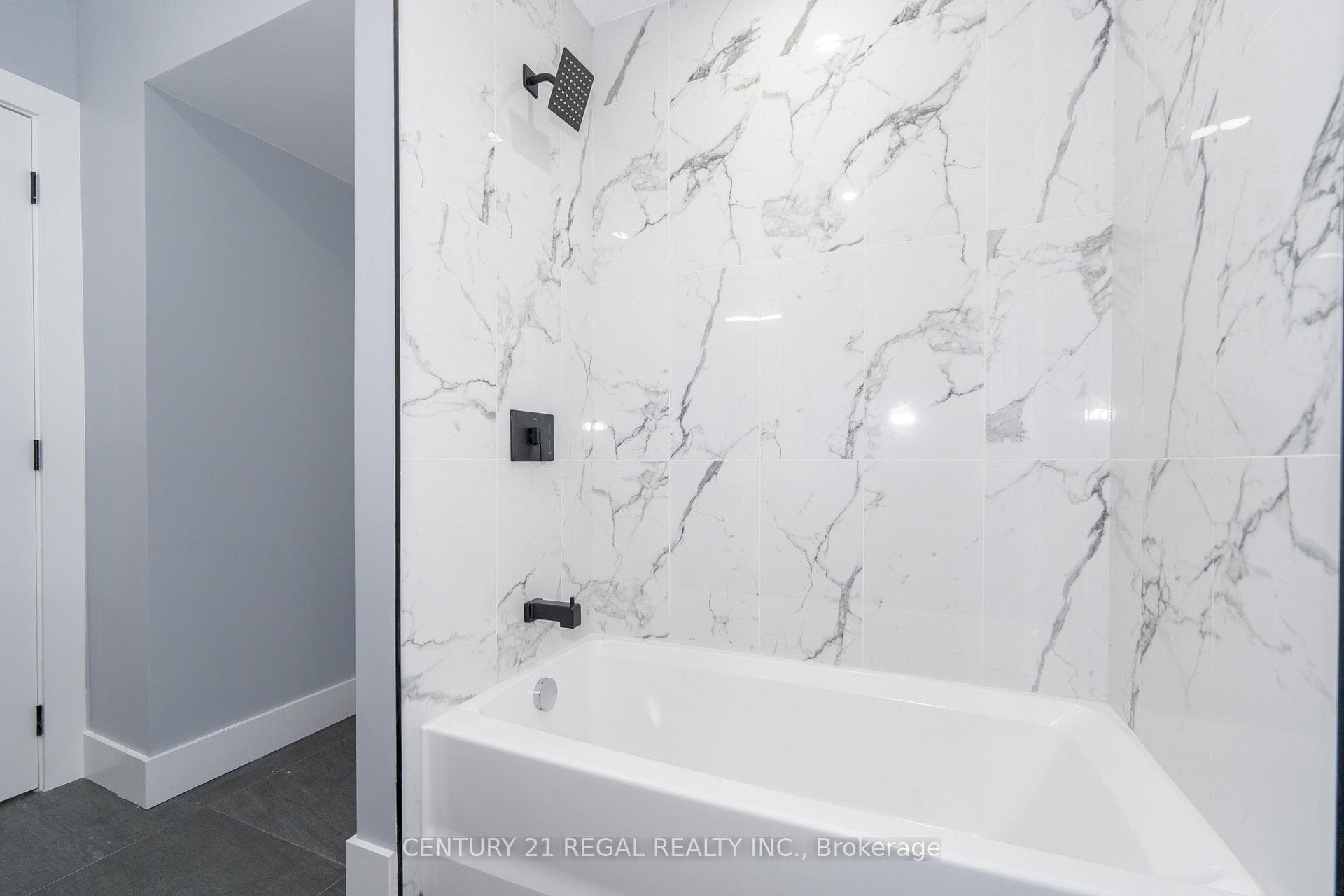 65 Mooregate Avenue photo 17
