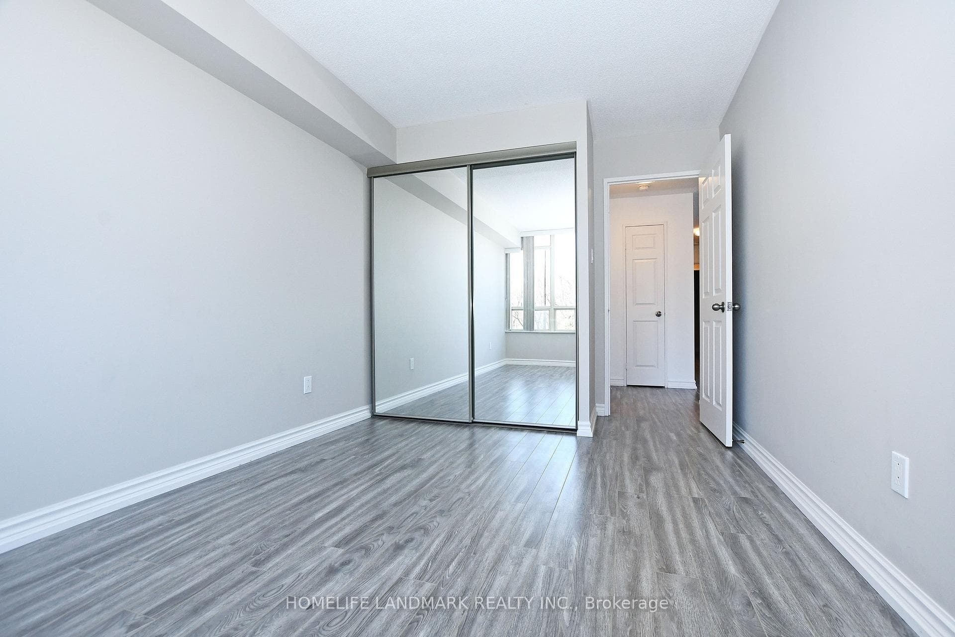 8501 Bayview Avenue Unit 205 photo 32