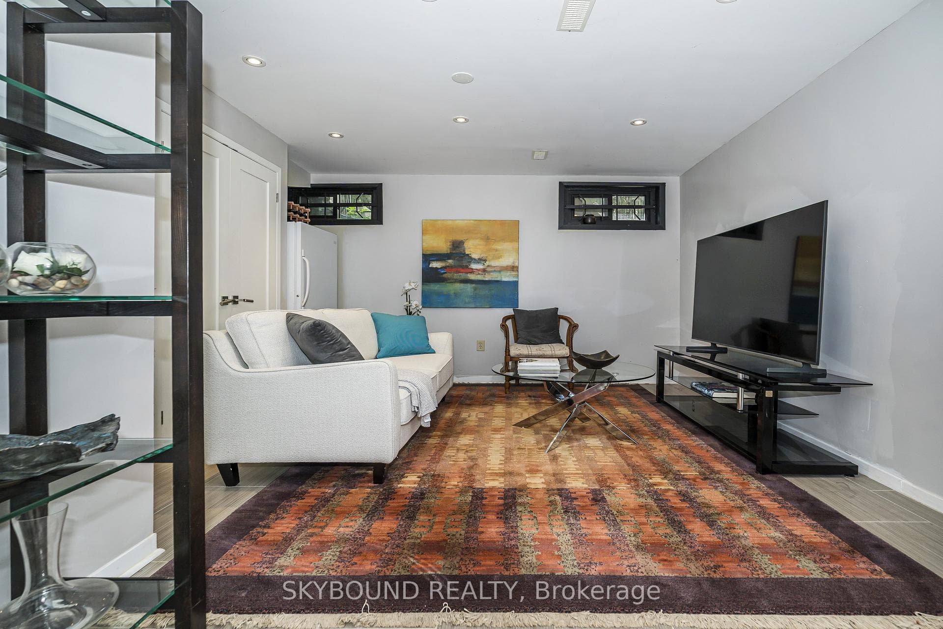 49 Victor Avenue photo 39