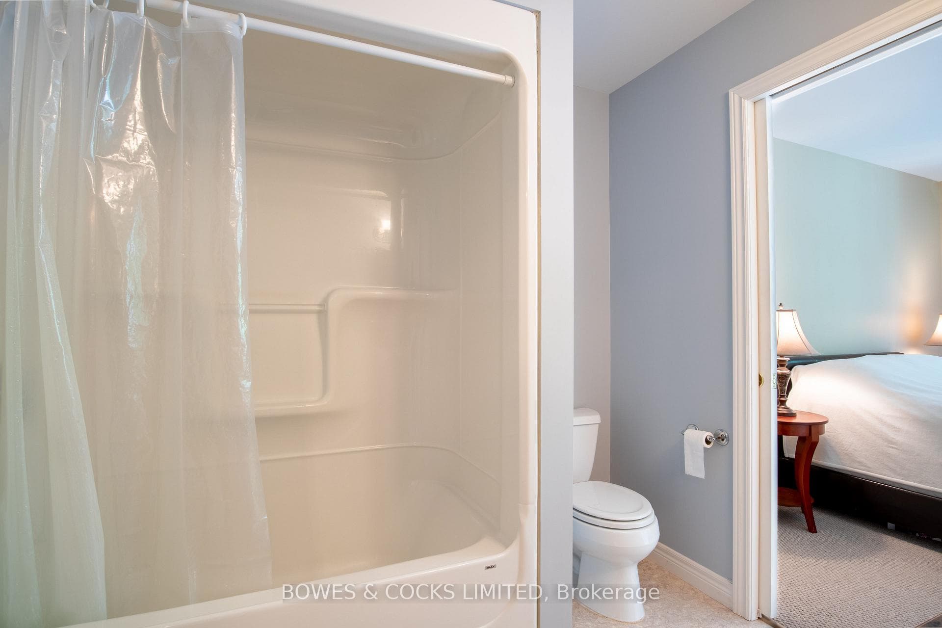 4 pc bath off master bedroom