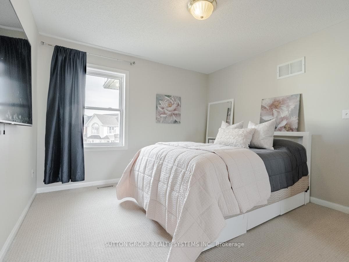 1607 Arthurs Way photo 23