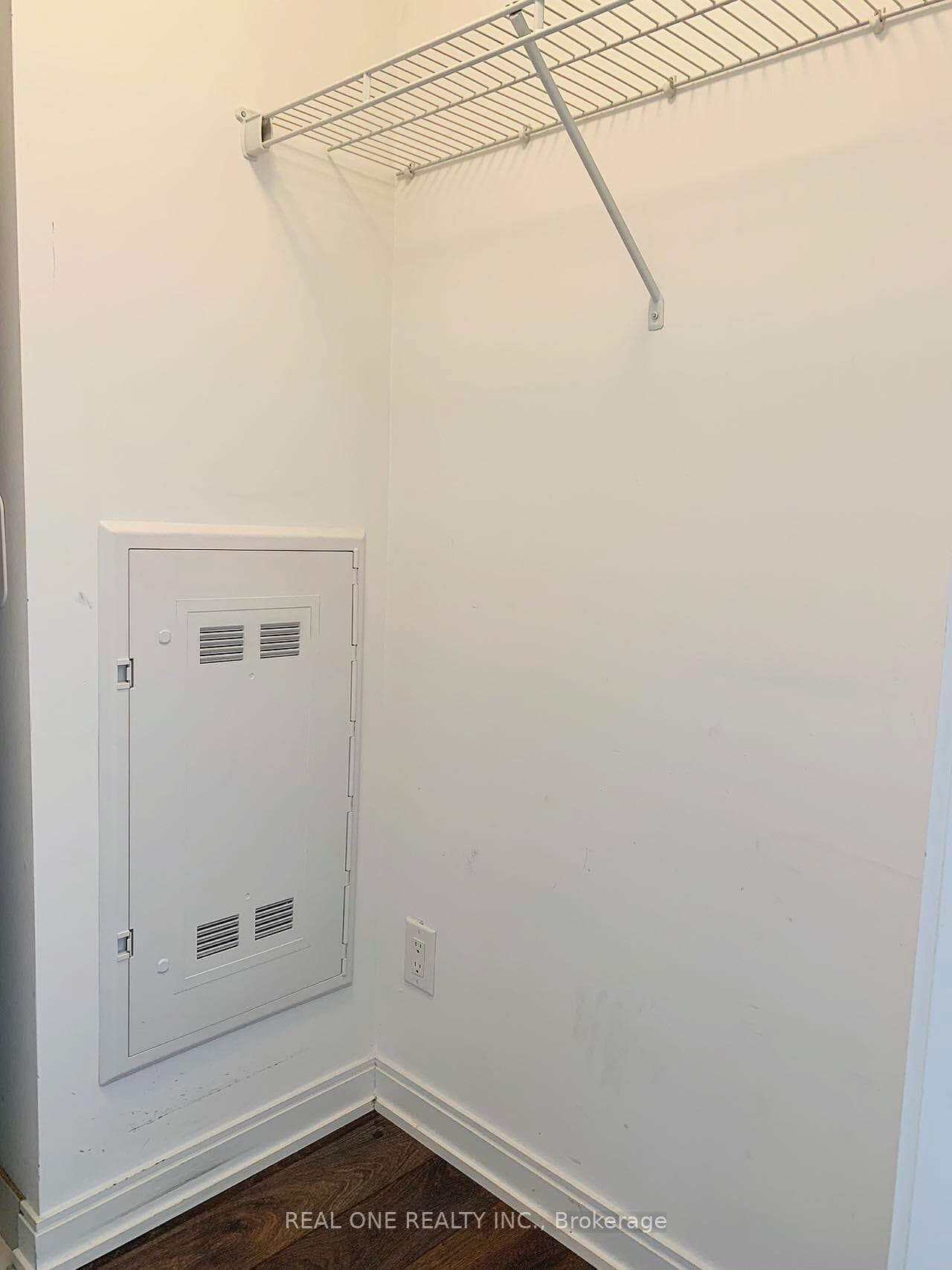 50 Charles Street Unit 1713 photo 6