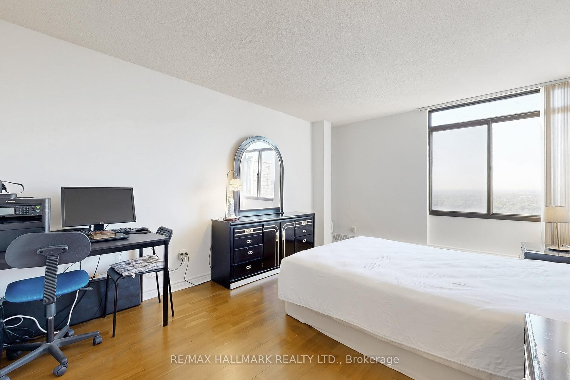3300 Don Mills Rd Road Unit 1802 photo 9
