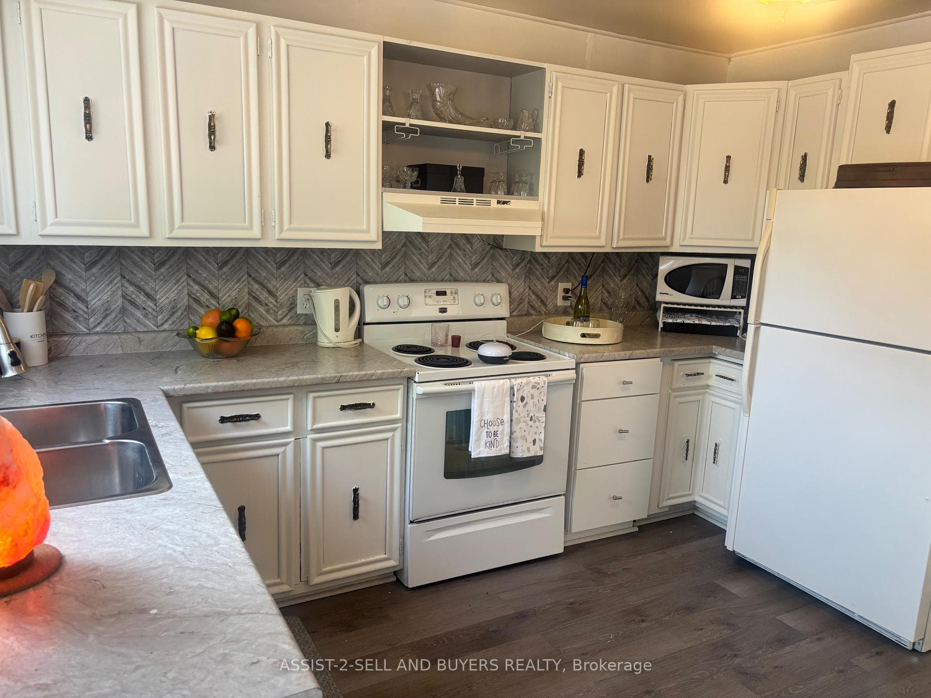 224 McGregor Avenue photo 4