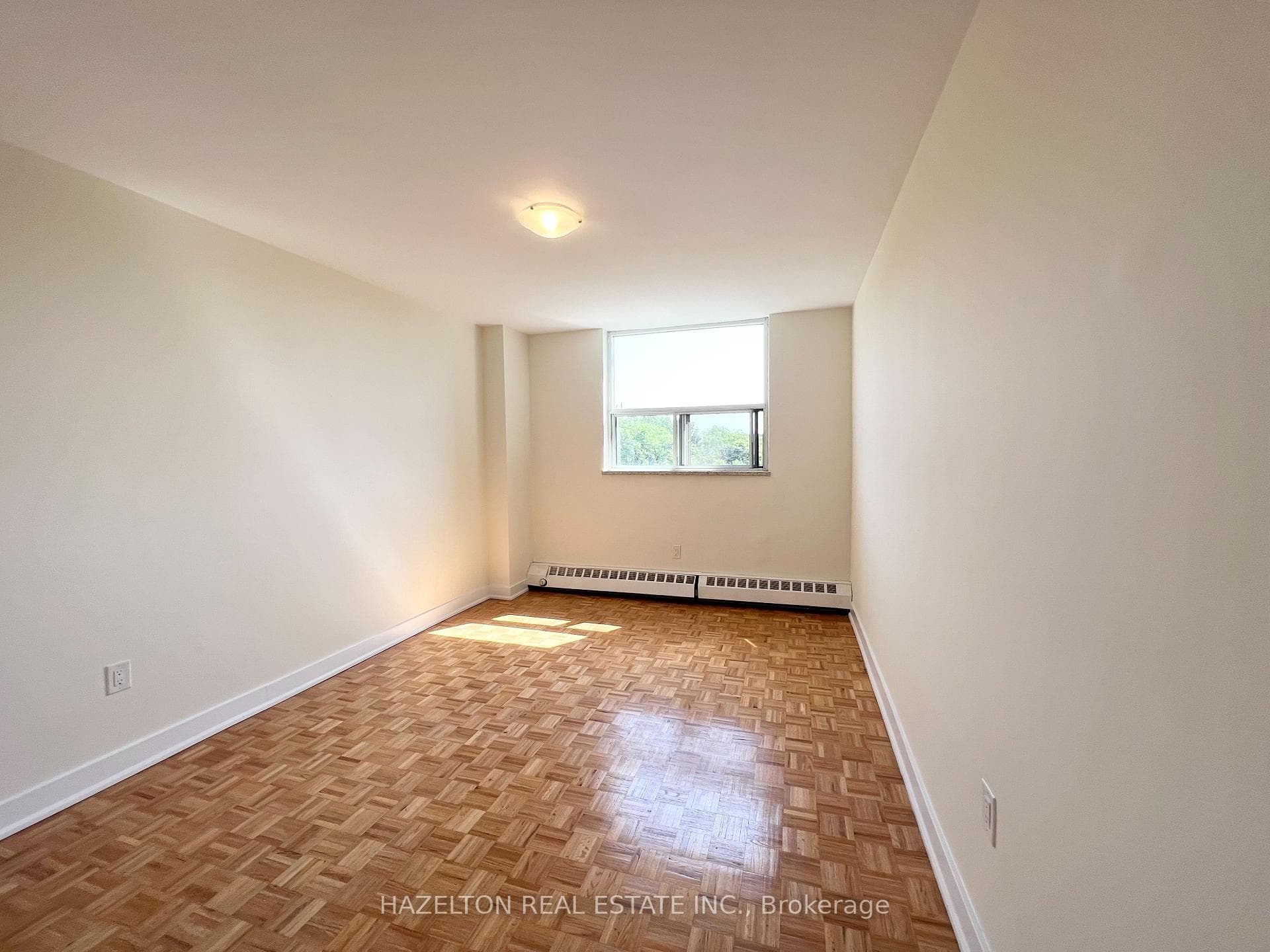 1780 Victoria Park Avenue Unit 604 photo 12