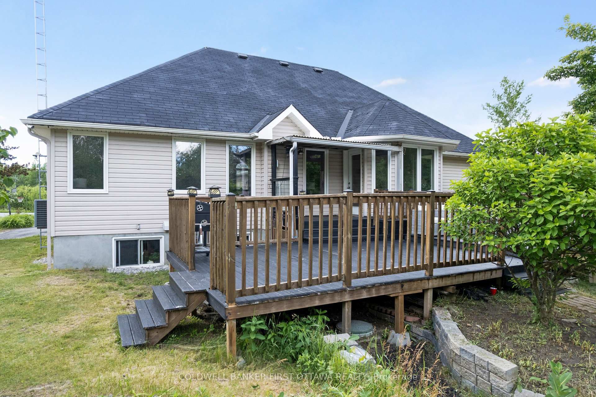 11 Rideau Crossing Crescent photo 39