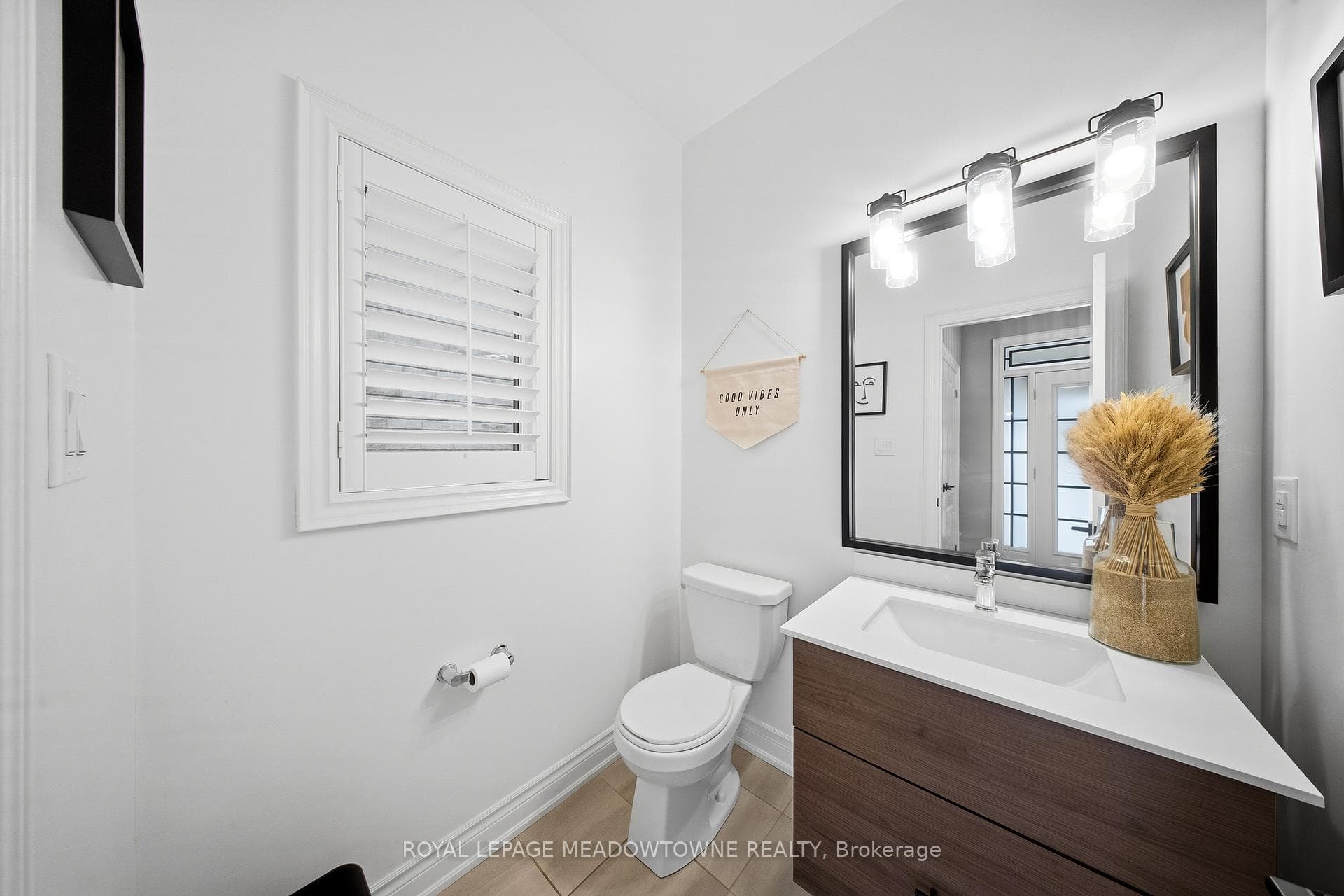 1234 McPhedran Point photo 9