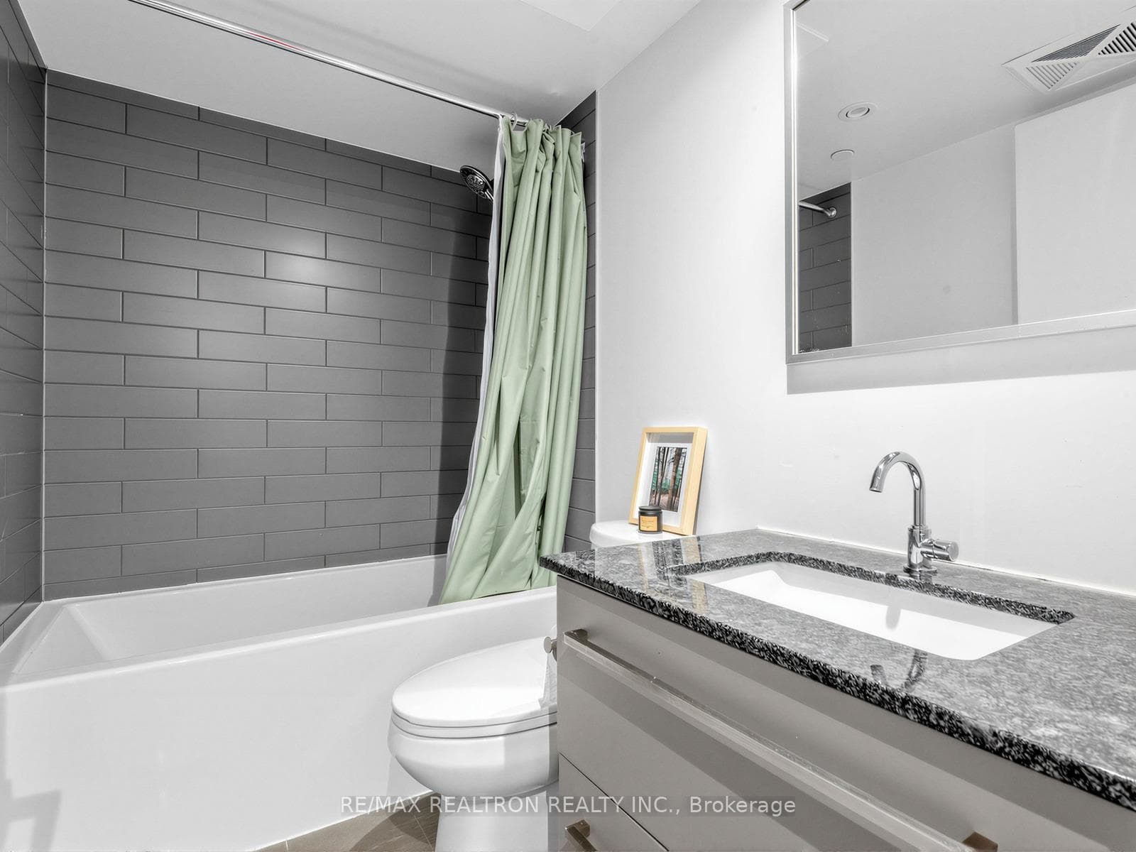 160 Flemington Road Unit 1005 photo 16