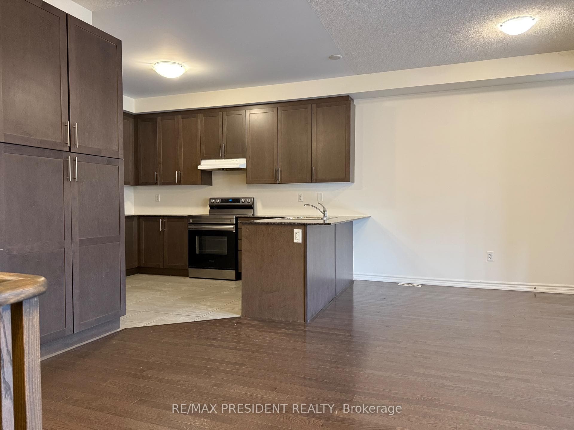 27 Arrowview Drive photo 9