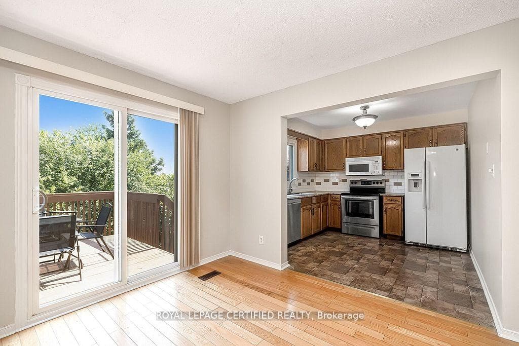 348 Lisa Marie Drive photo 10