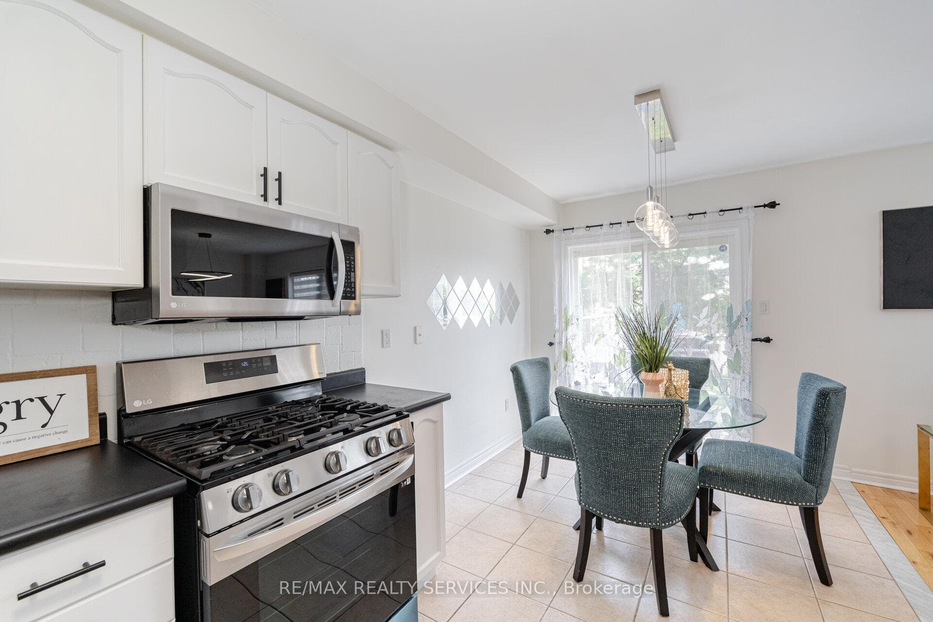 5 Sewells Lane photo 9