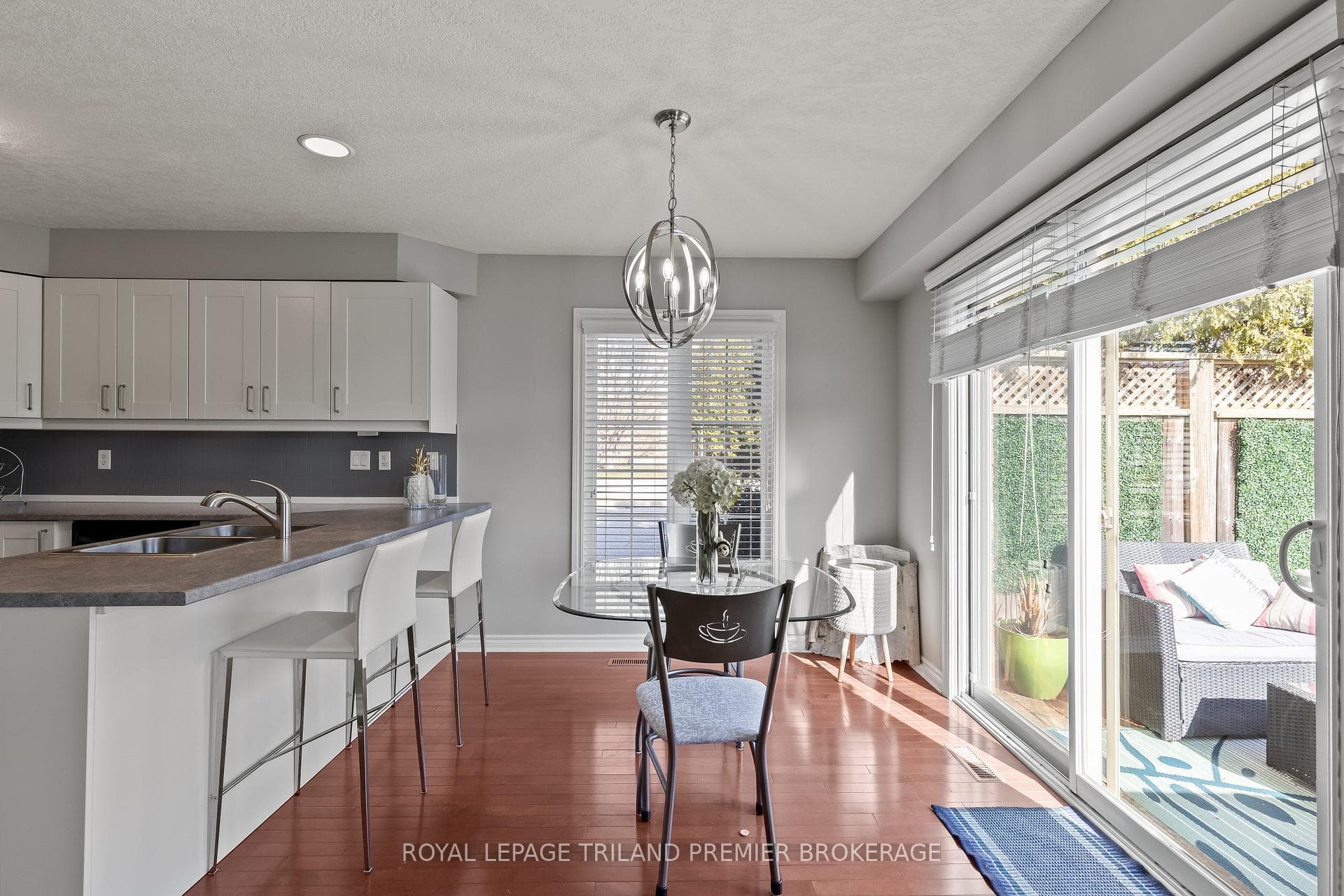 492 Sunnystone Road photo 12