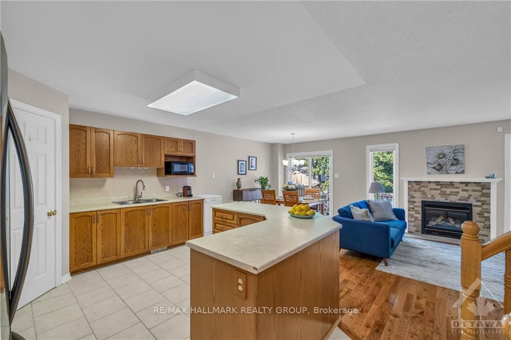 61 ROSEANNE Lane photo 5