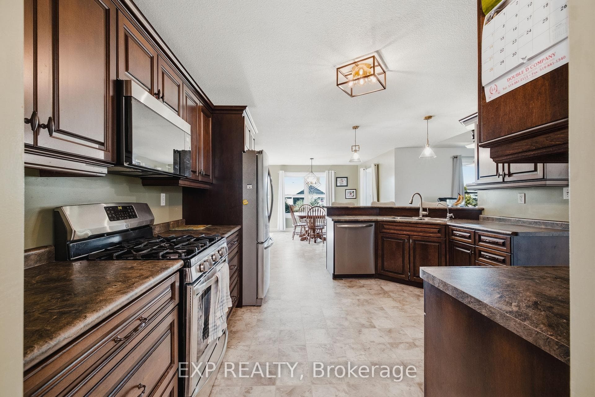 14 Regency Drive photo 13