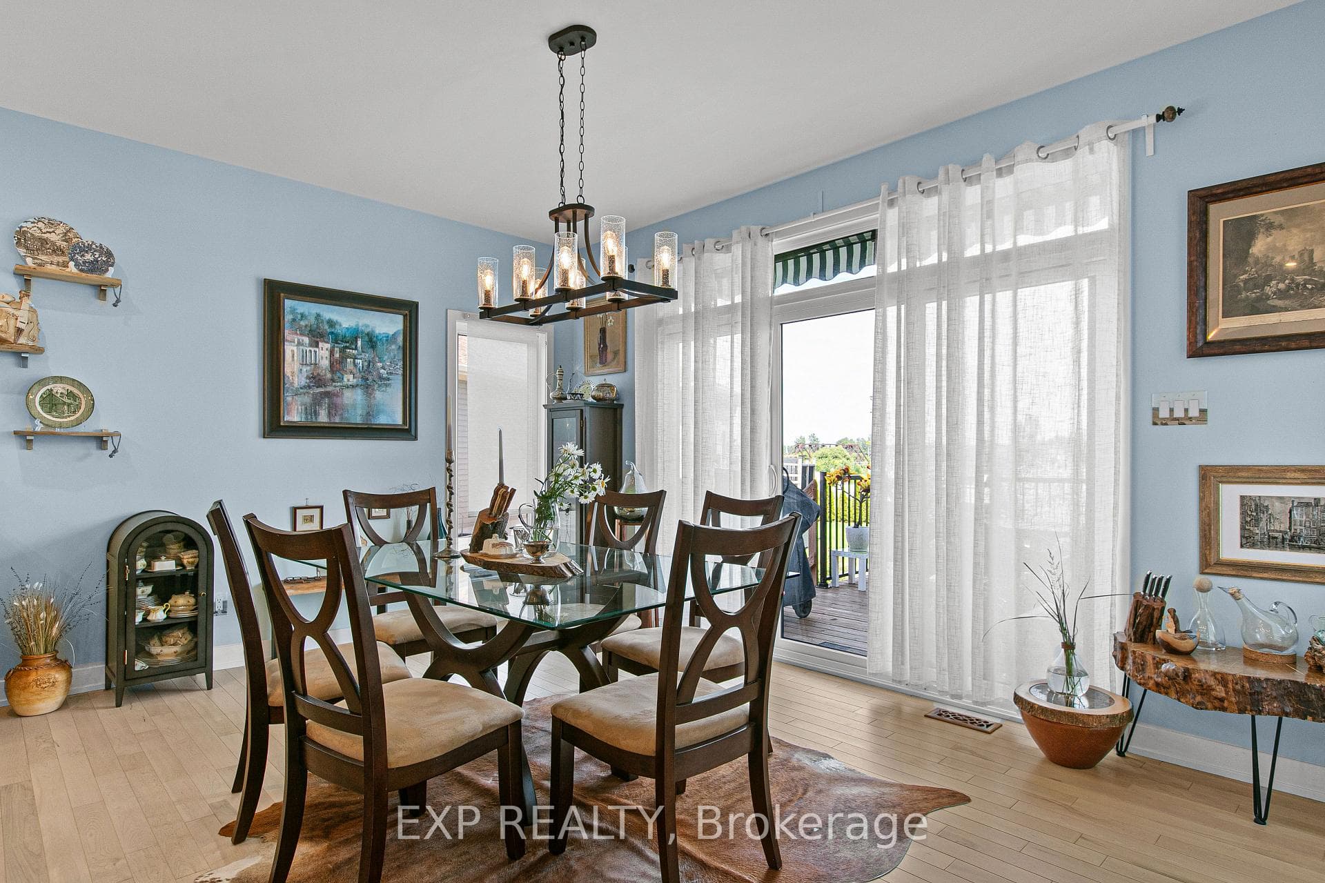 144 Argile Street photo 25