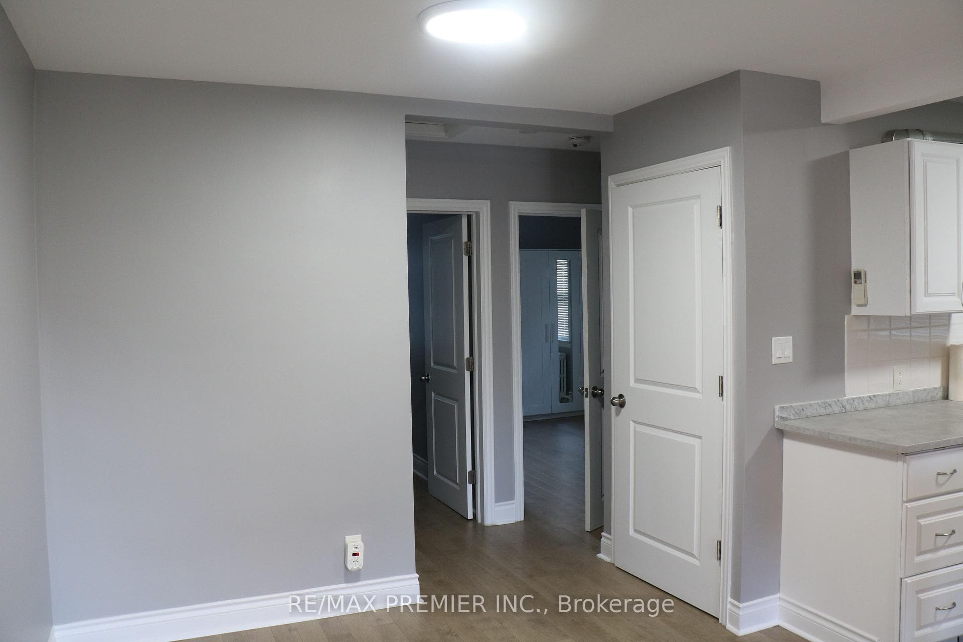 9 Bracebridge Avenue Unit UPPER photo 15