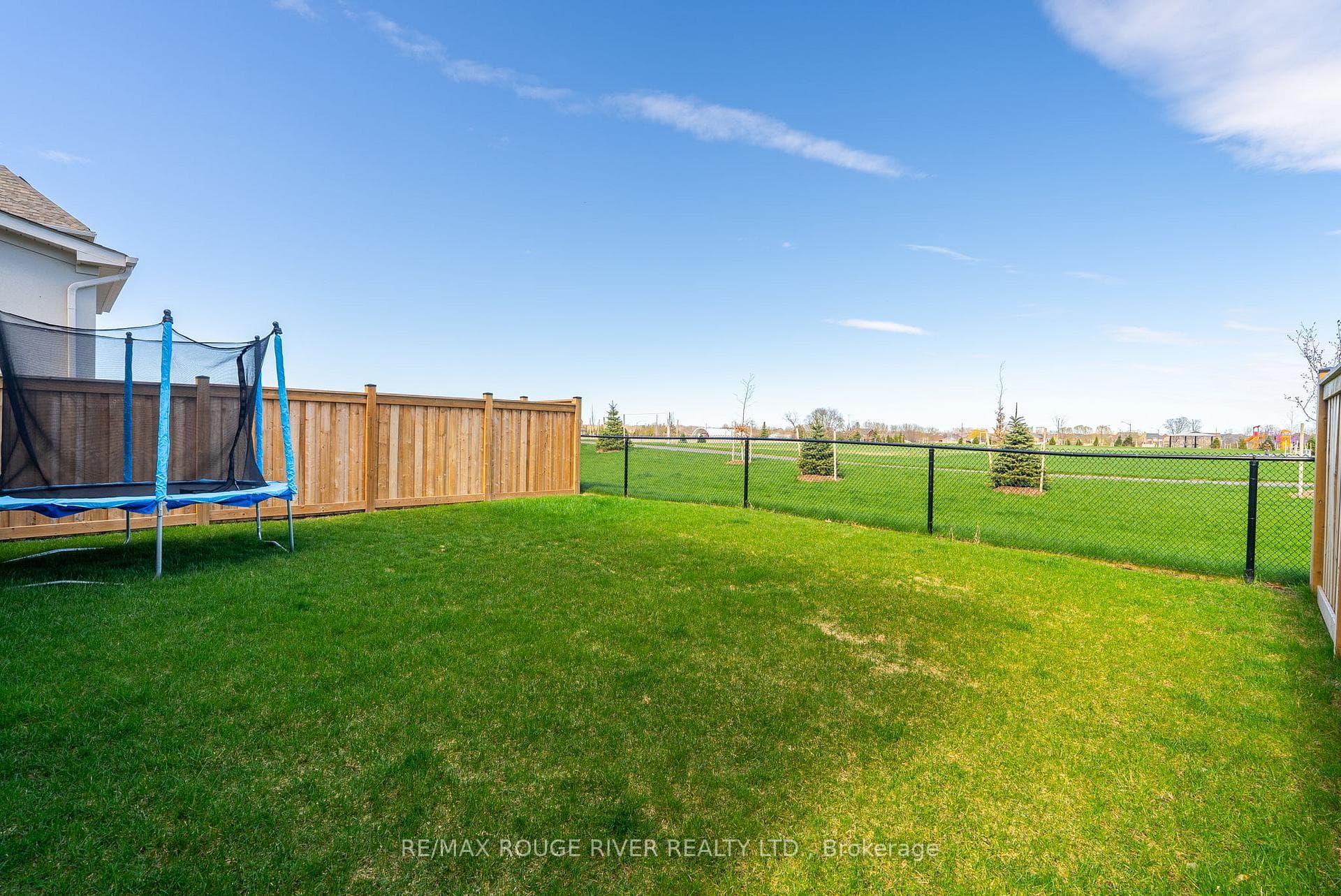 61 Maskell Crescent photo 25