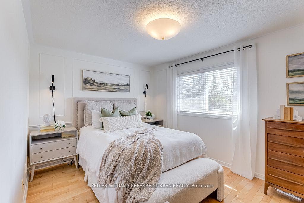105 White Pine Crescent photo 22