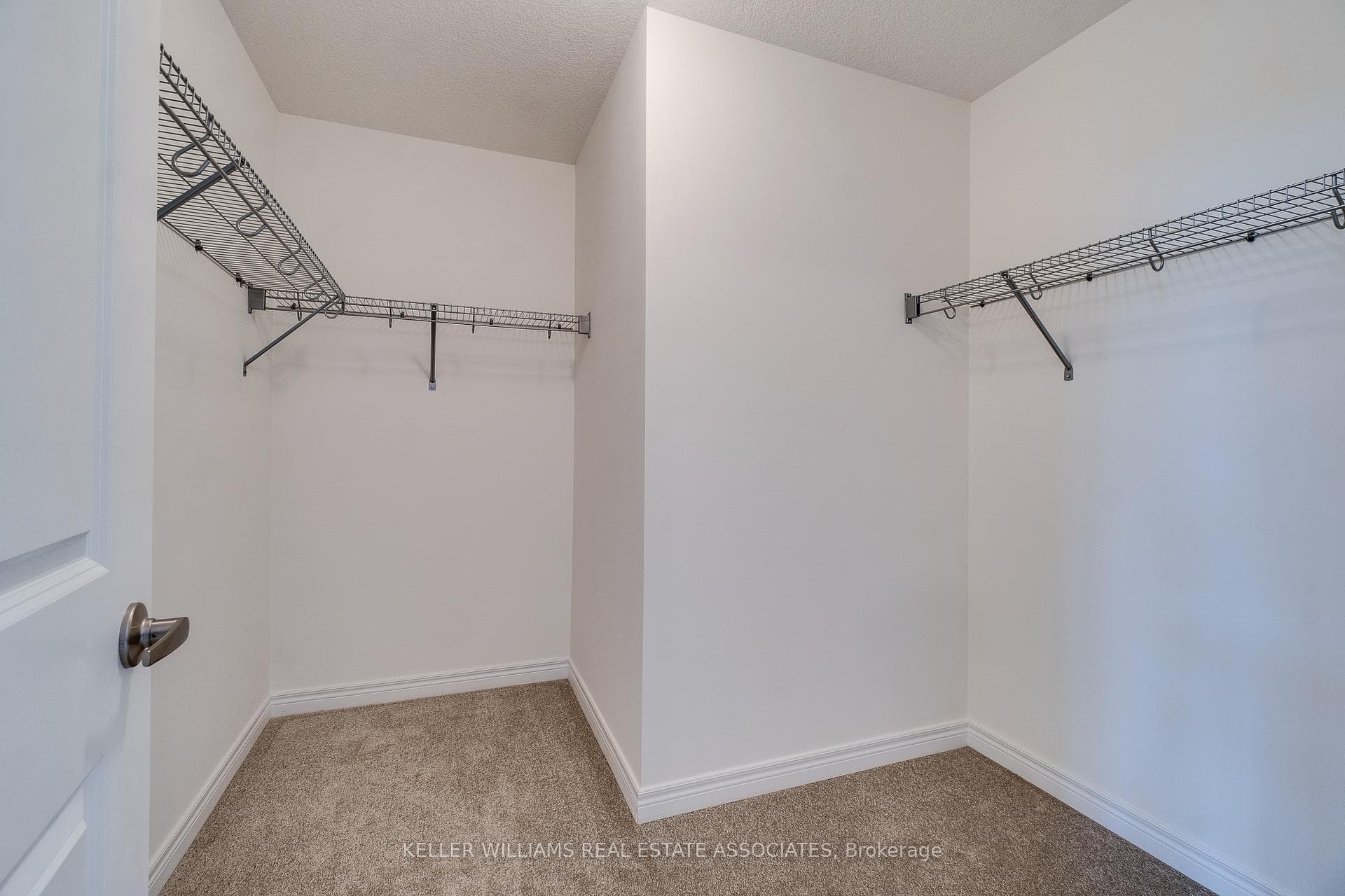 6 Jellicoe Court photo 21