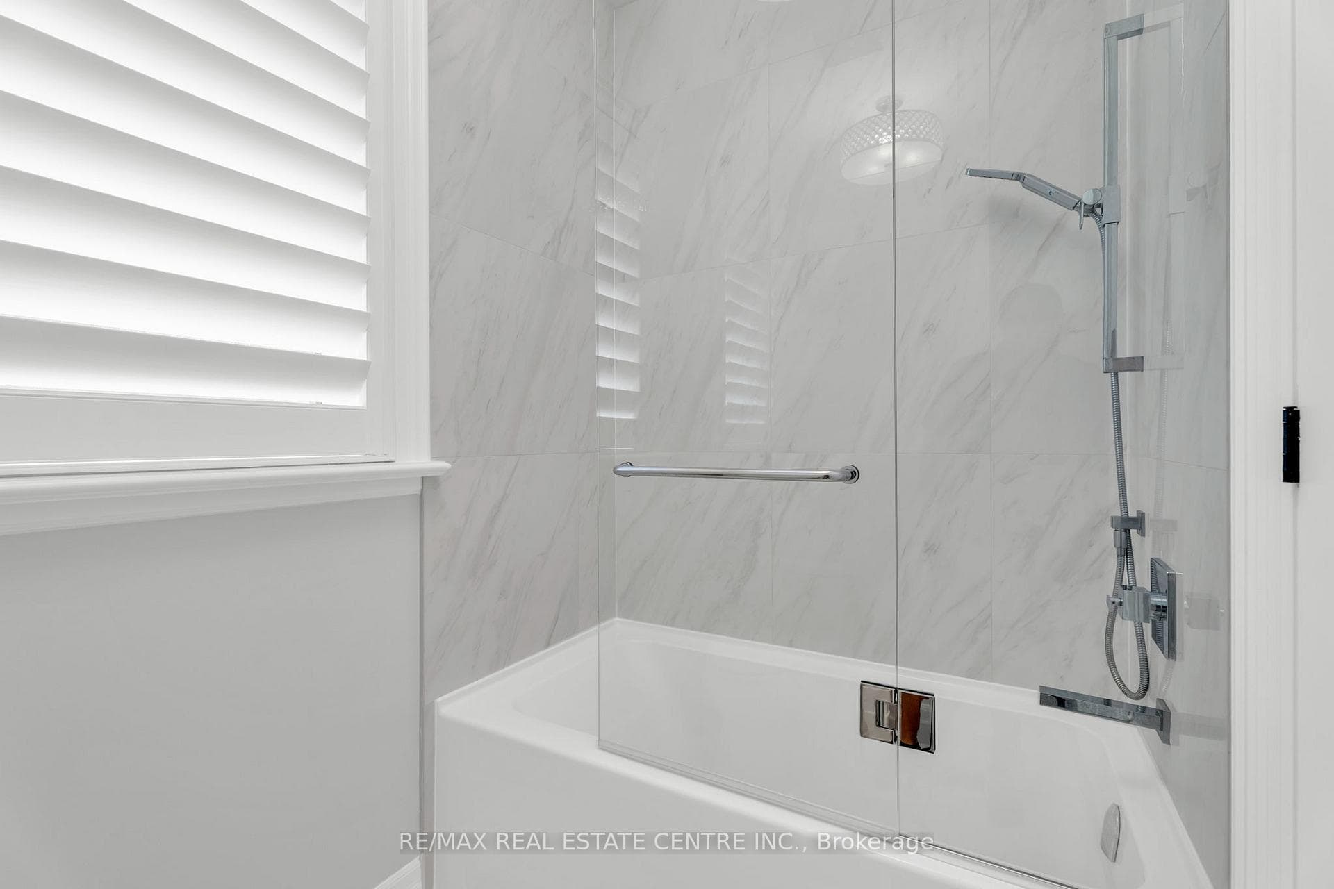 023181 Erin East Garafraxa Townline photo 36