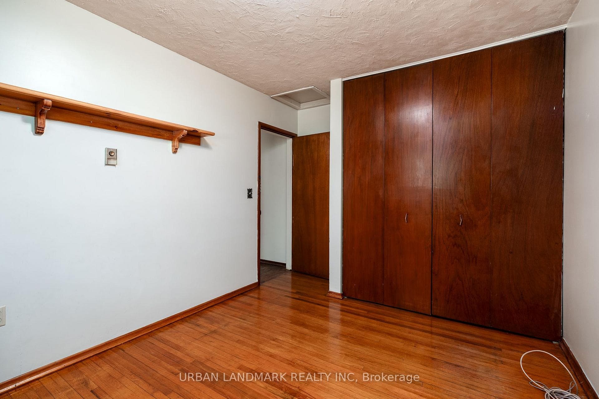 22 Queen Victoria Street photo 15