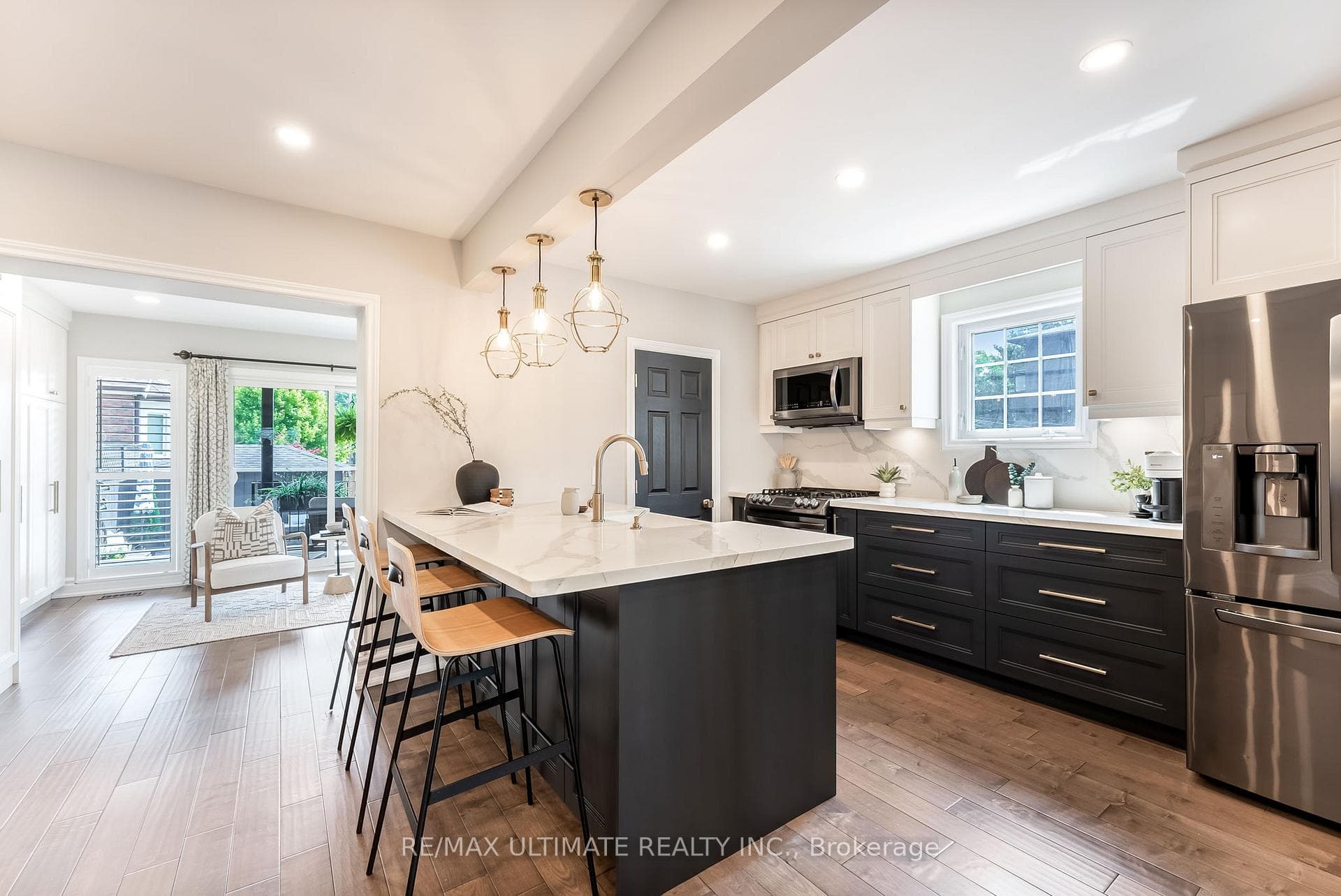 247 Dewhurst Boulevard photo 8