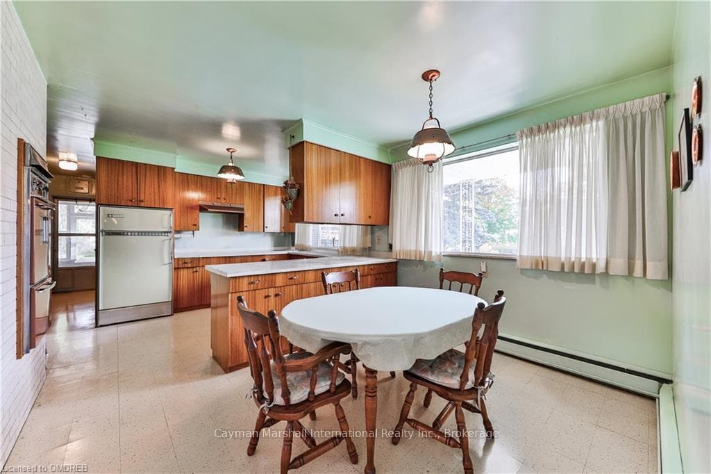 293 RIVER SIDE Drive photo 12