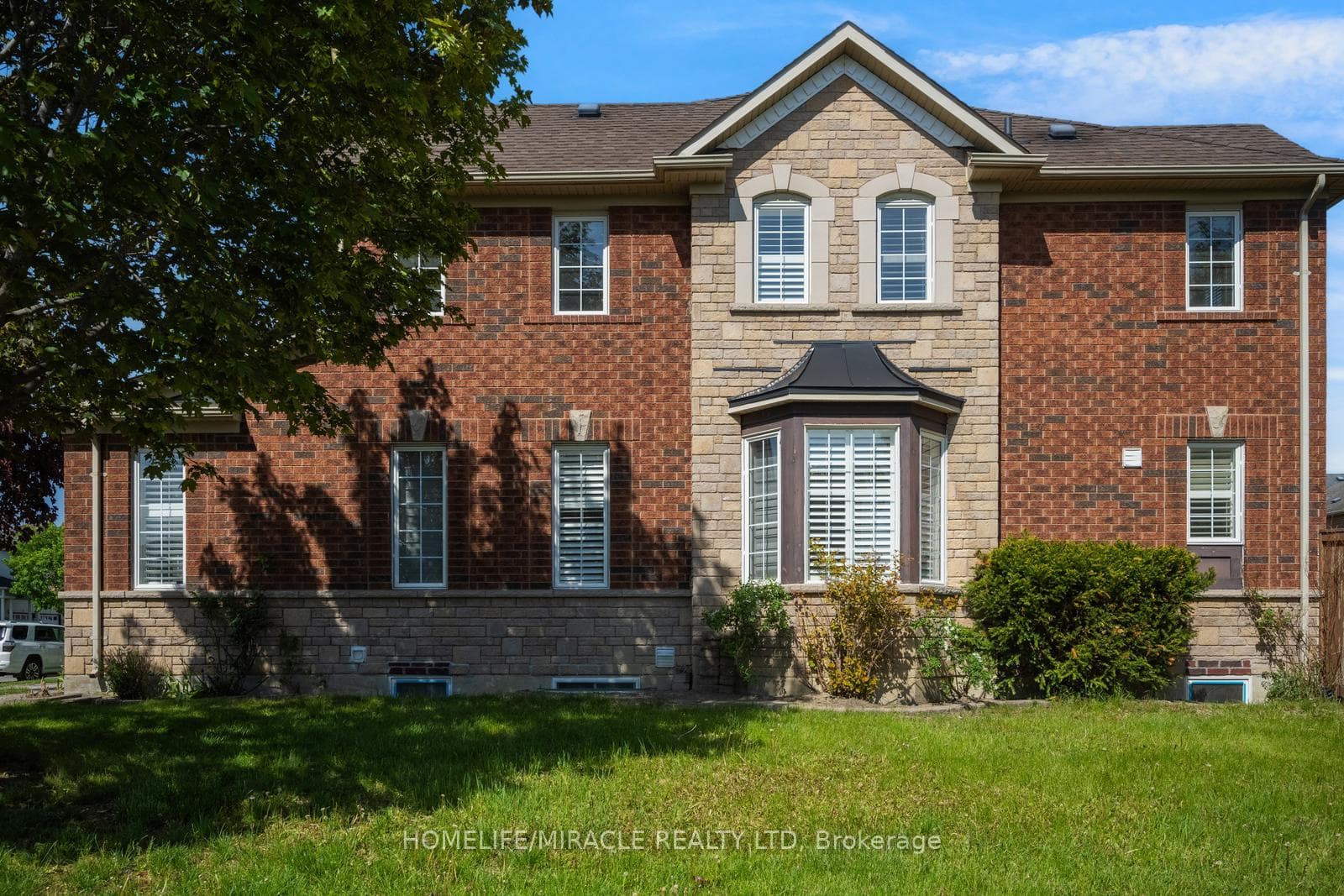 17 Latania Boulevard photo 4