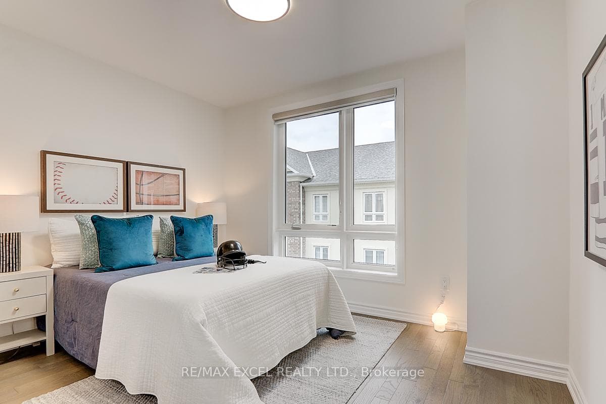15 Chicago Lane photo 32