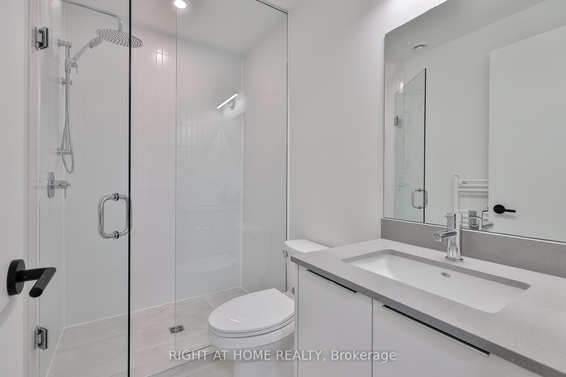 161 Lisgar Street Unit 2 photo 9