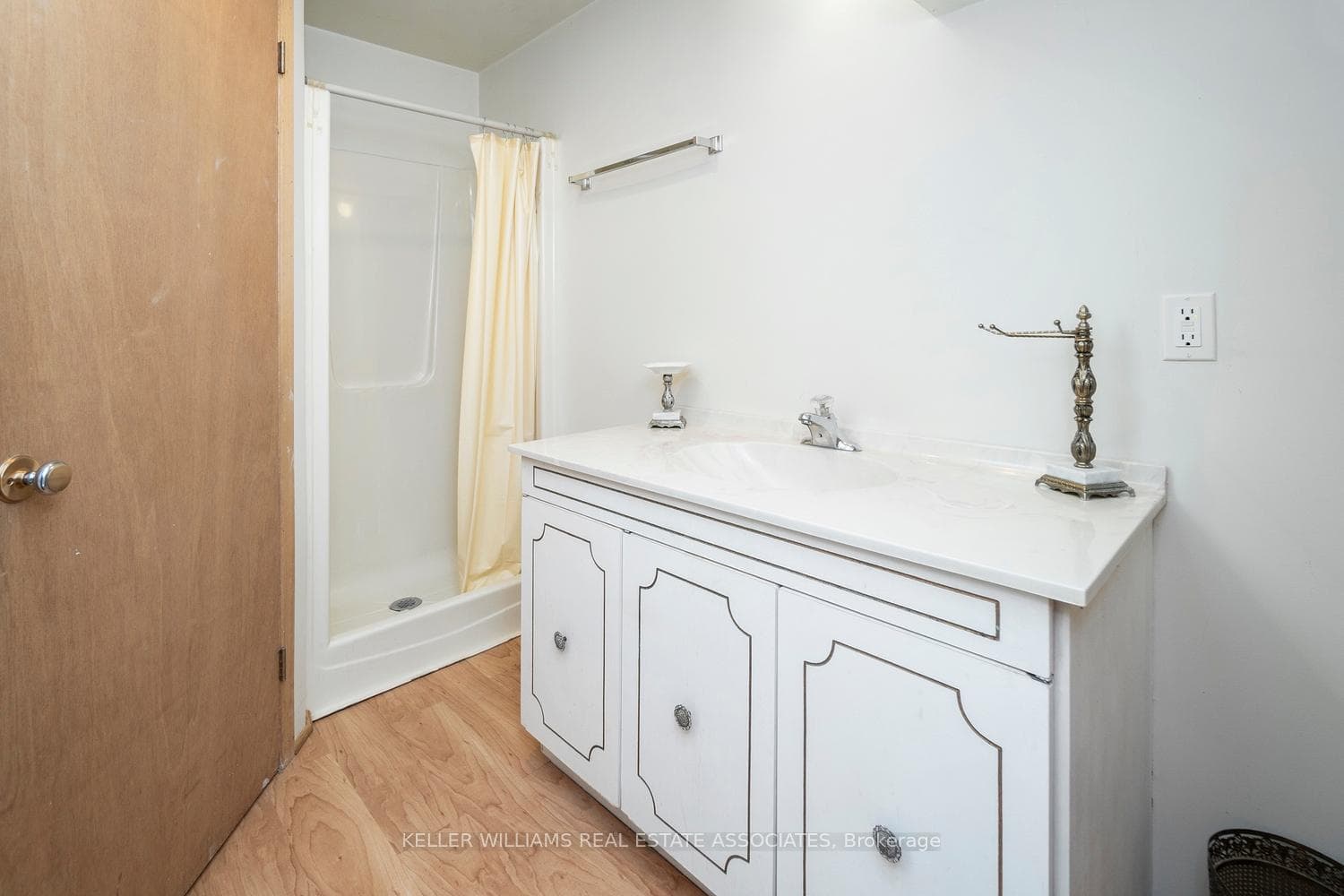118 Wakefield Road photo 27