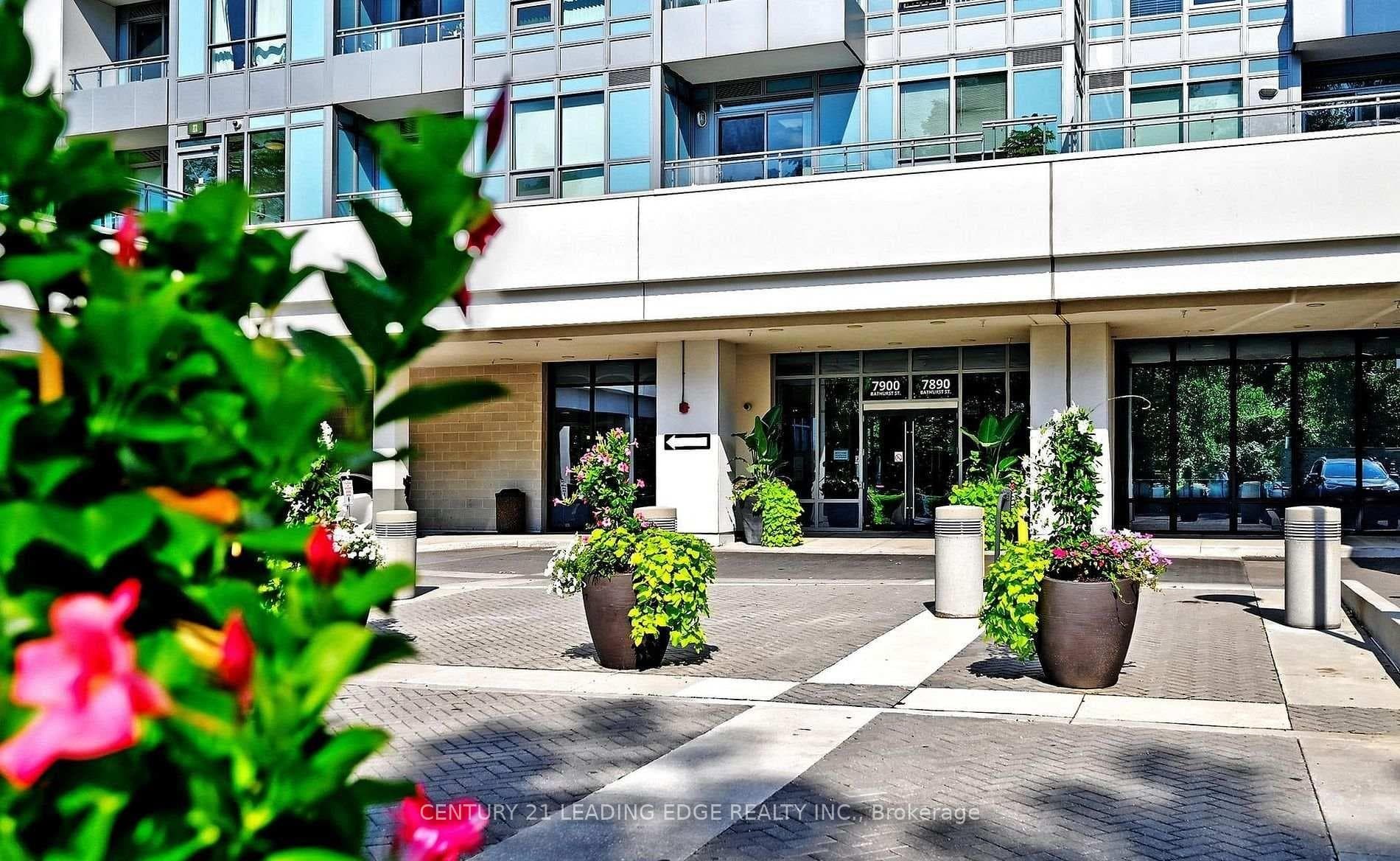 7900 Bathurst Street Unit 1019 photo 3