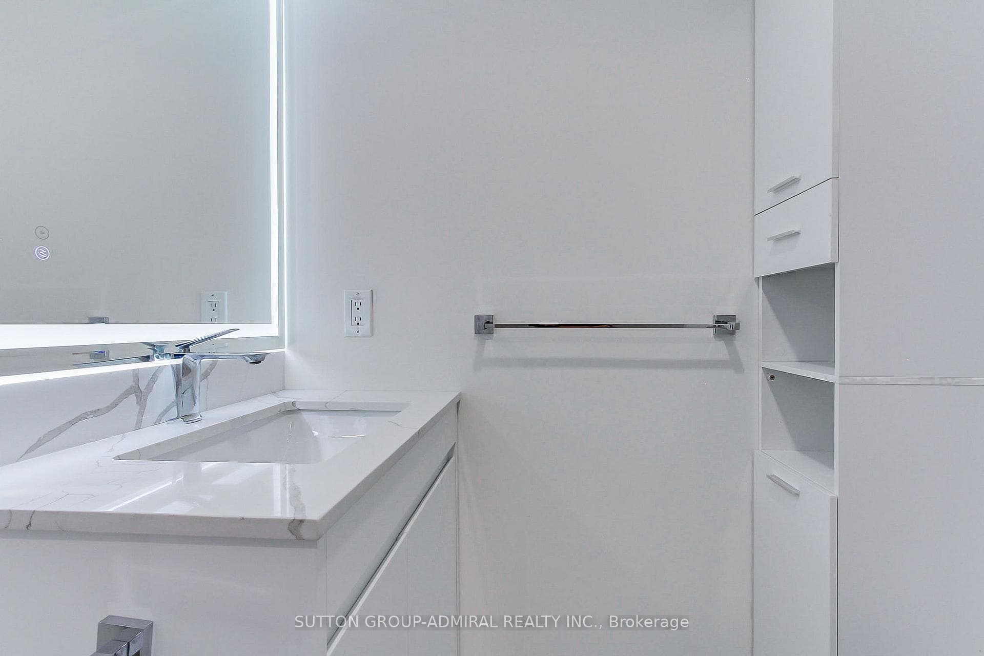50 DISERA Drive Unit 905 photo 34