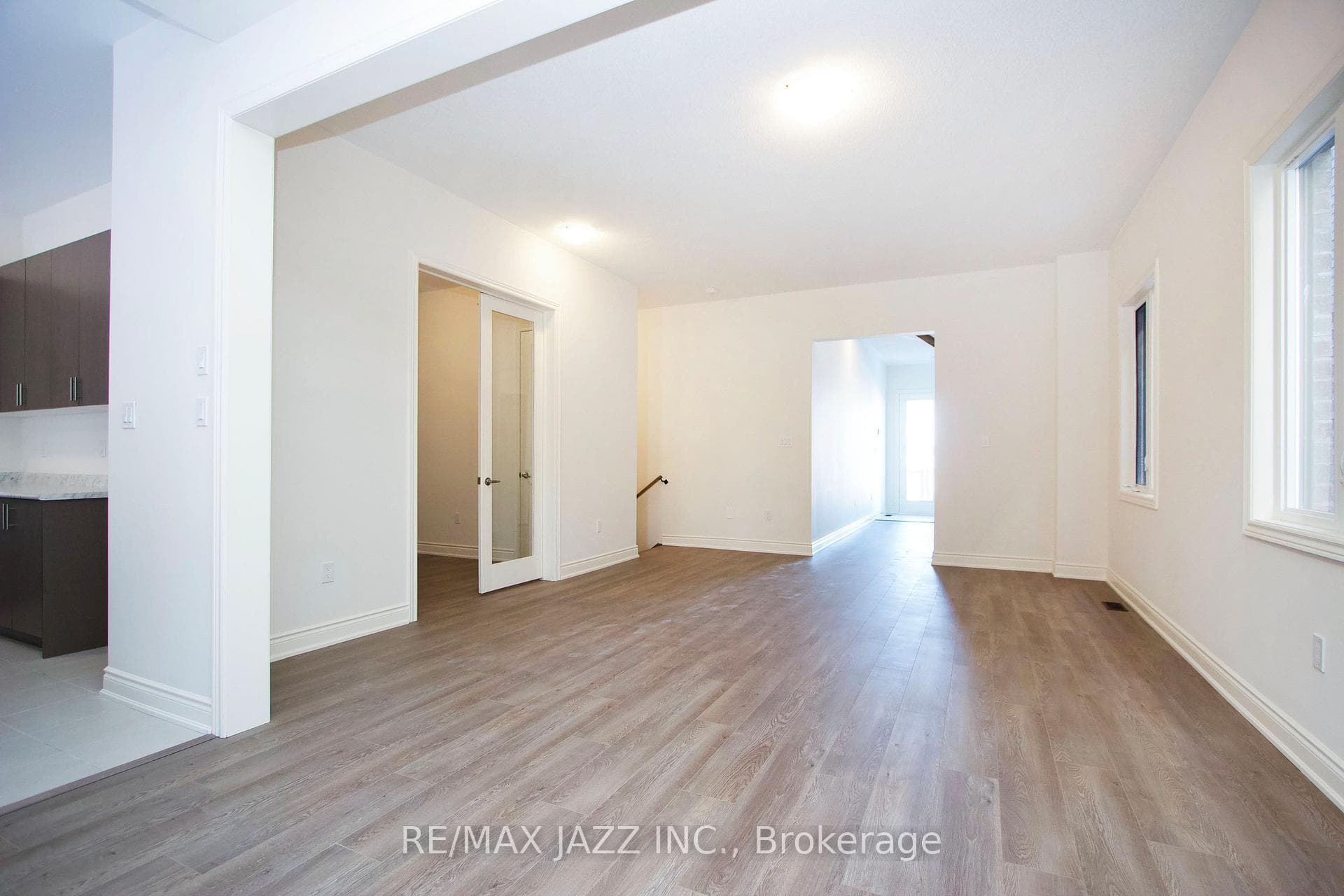 2217 Crystal Drive photo 7