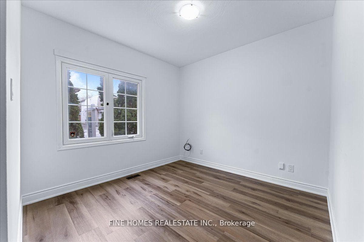 390 Oakowood Avenue Unit Main photo 6