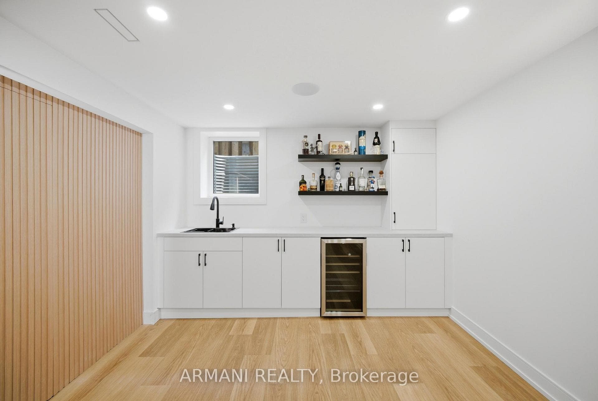 Kitchenette/Bar