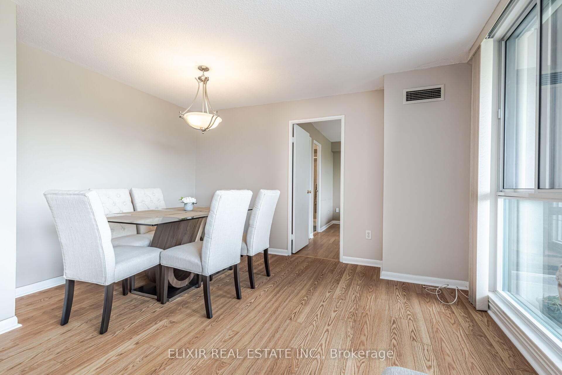 1320 Mississauga Valley Boulevard Unit 409 photo 13