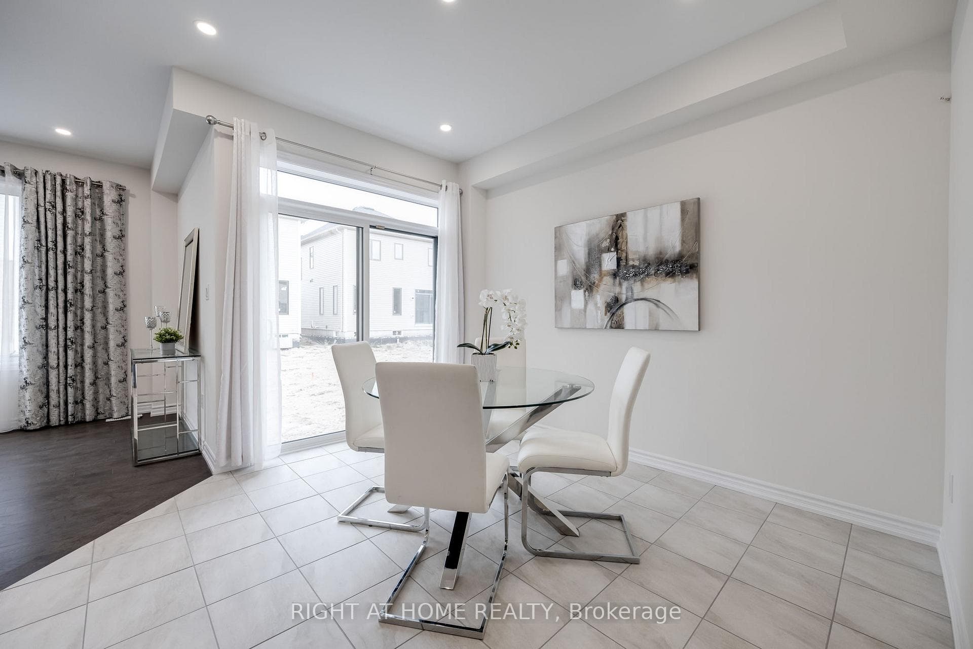 10 Ludlow Drive photo 8