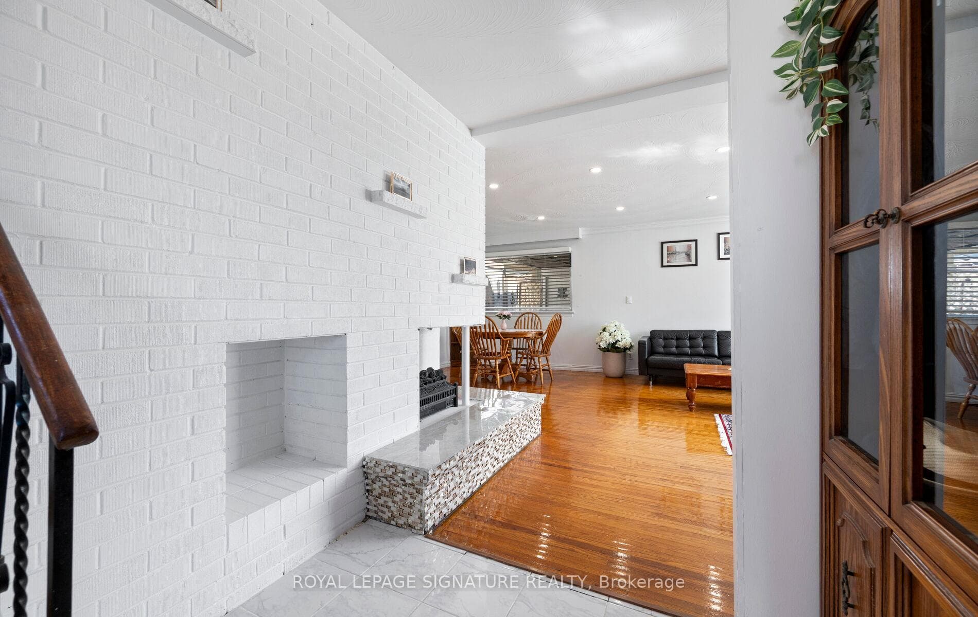 60 Hinton Road photo 8