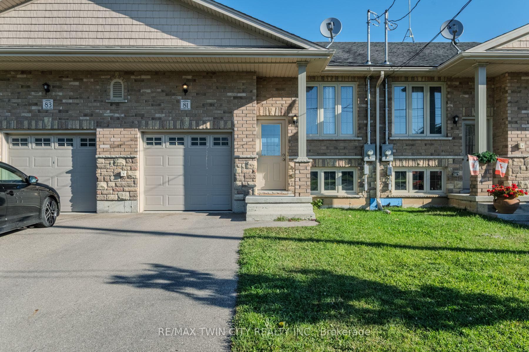 81 Windham Street photo 1