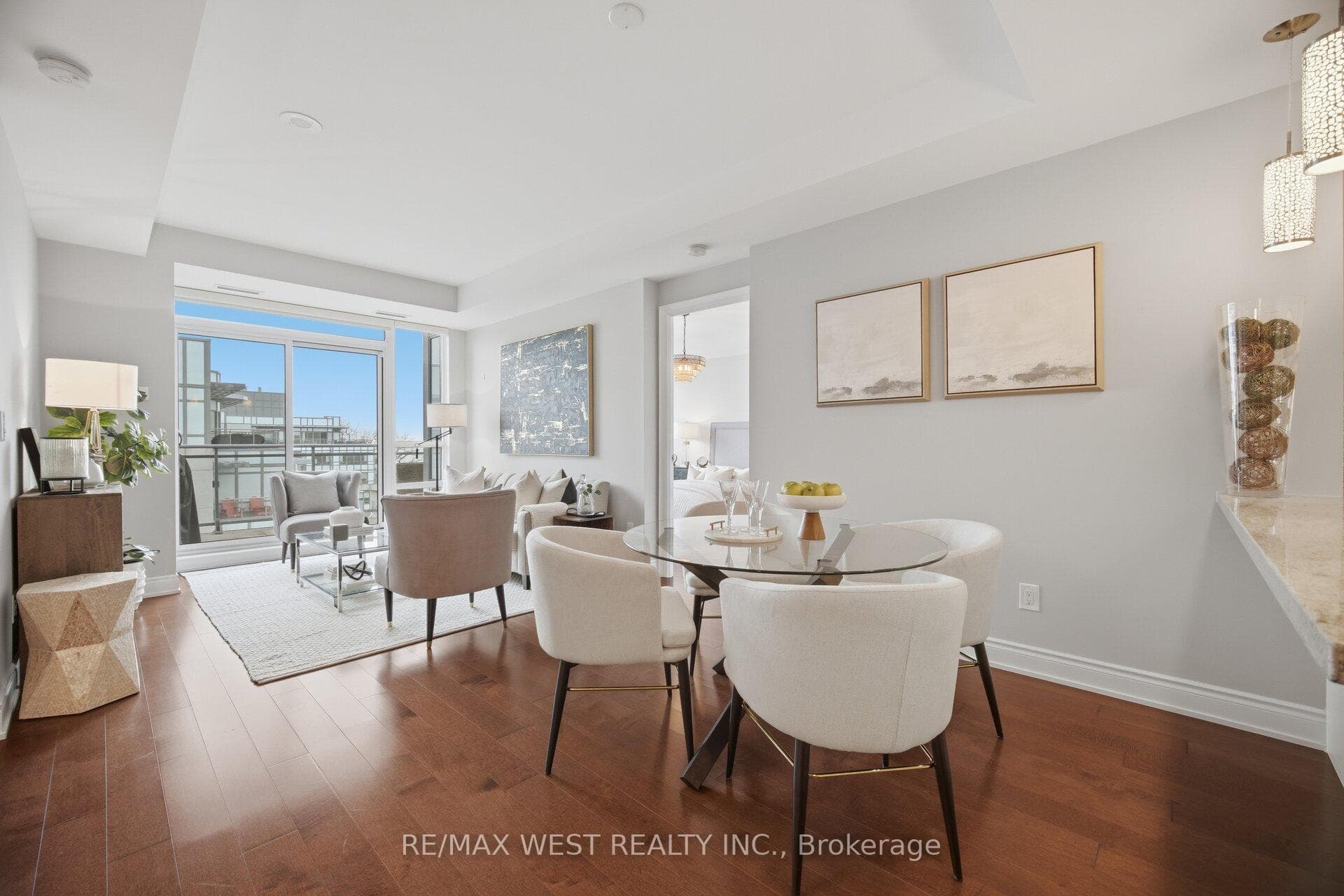 3500 Lakeshore Road Unit 825 photo 19