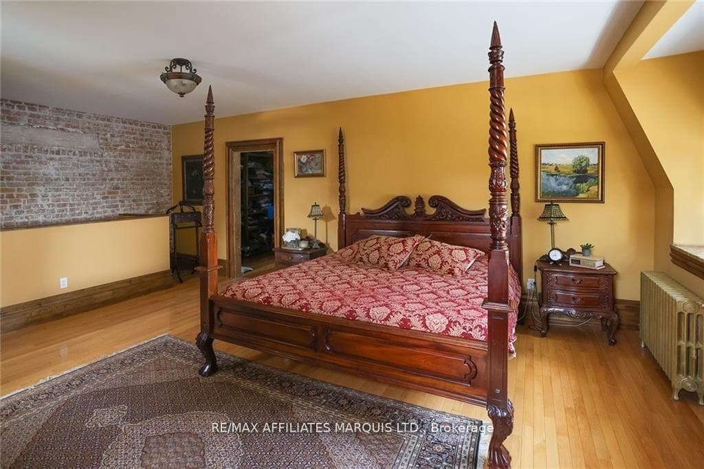 31 Lakeshore Drive photo 28