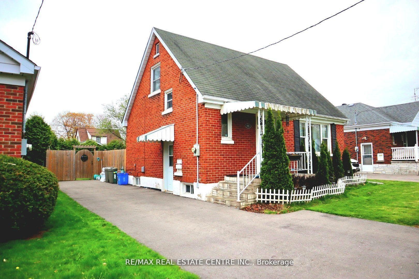 401 Elgin St Street photo 41