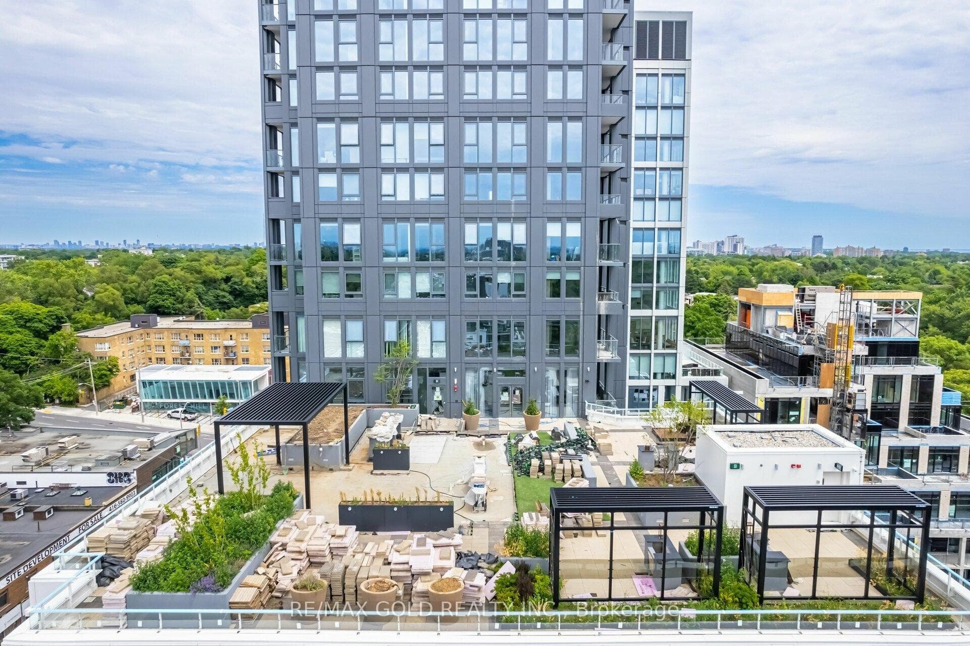 2020 Bathurst Street Unit 216 photo 46
