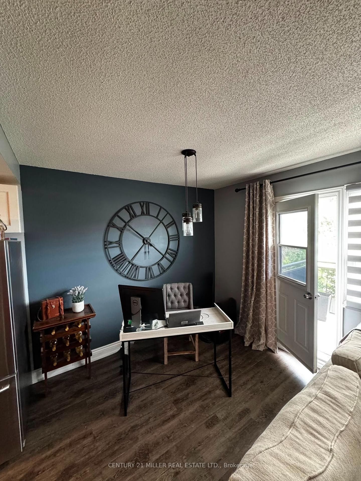 264 Oakdale Avenue Unit 309 photo 9