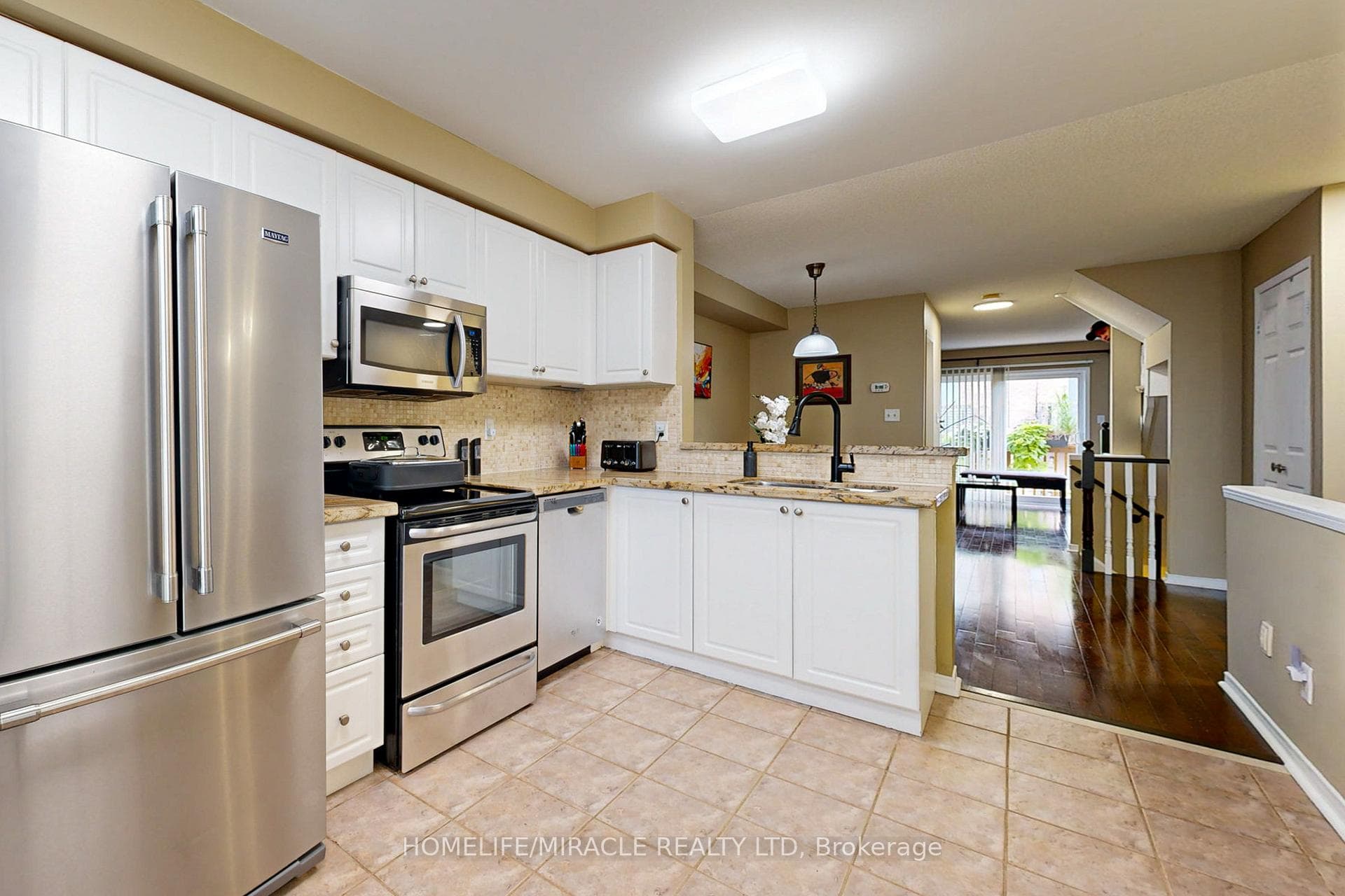 3242 Redpath Circle photo 16