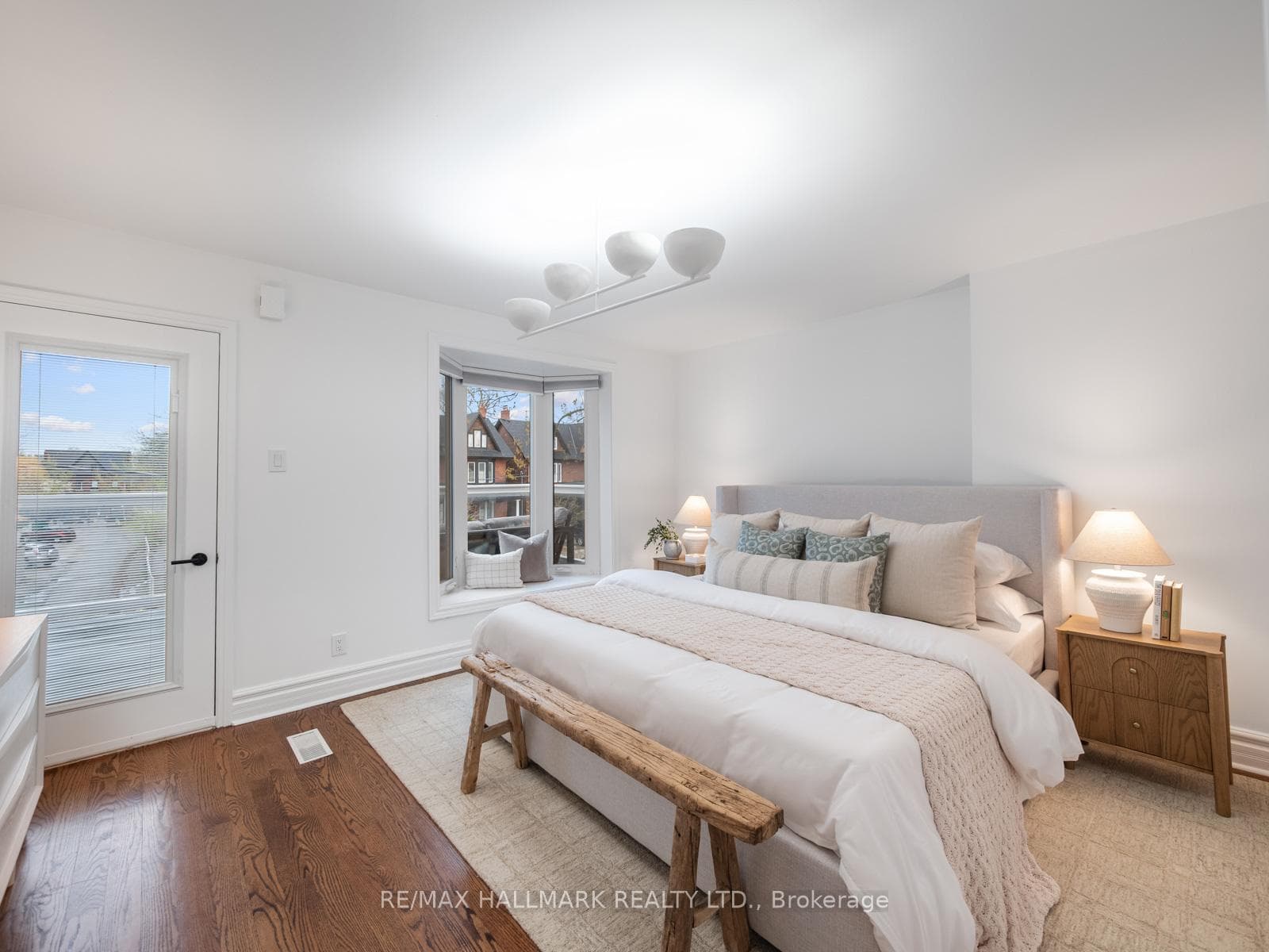 16 Bain Avenue photo 18