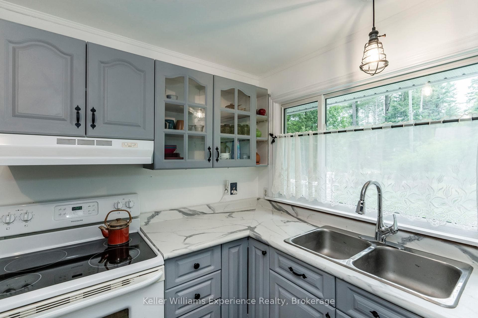 9 Harras Avenue photo 17