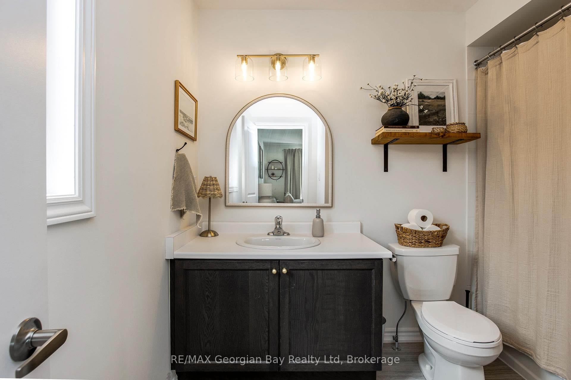 215 Roy Drive photo 28